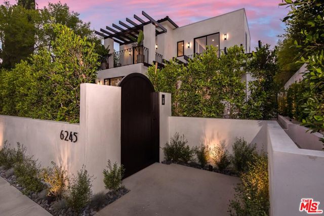 6245 Drexel Ave, Los Angeles, CA 90048